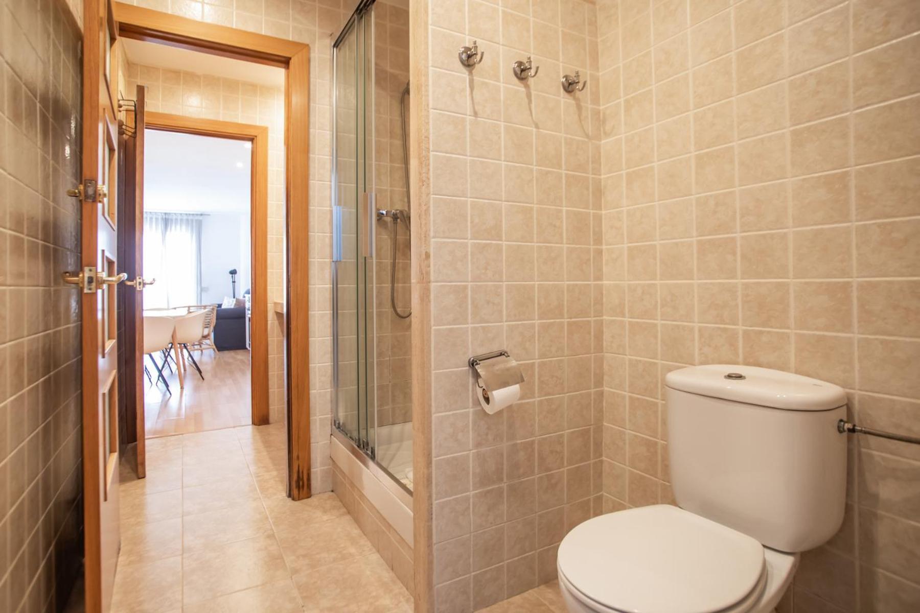 41par1022 - Luminous In Sant Antoni Barcellona